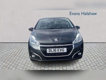 Used Peugeot 208 2016 for sale - 78351759: Photo