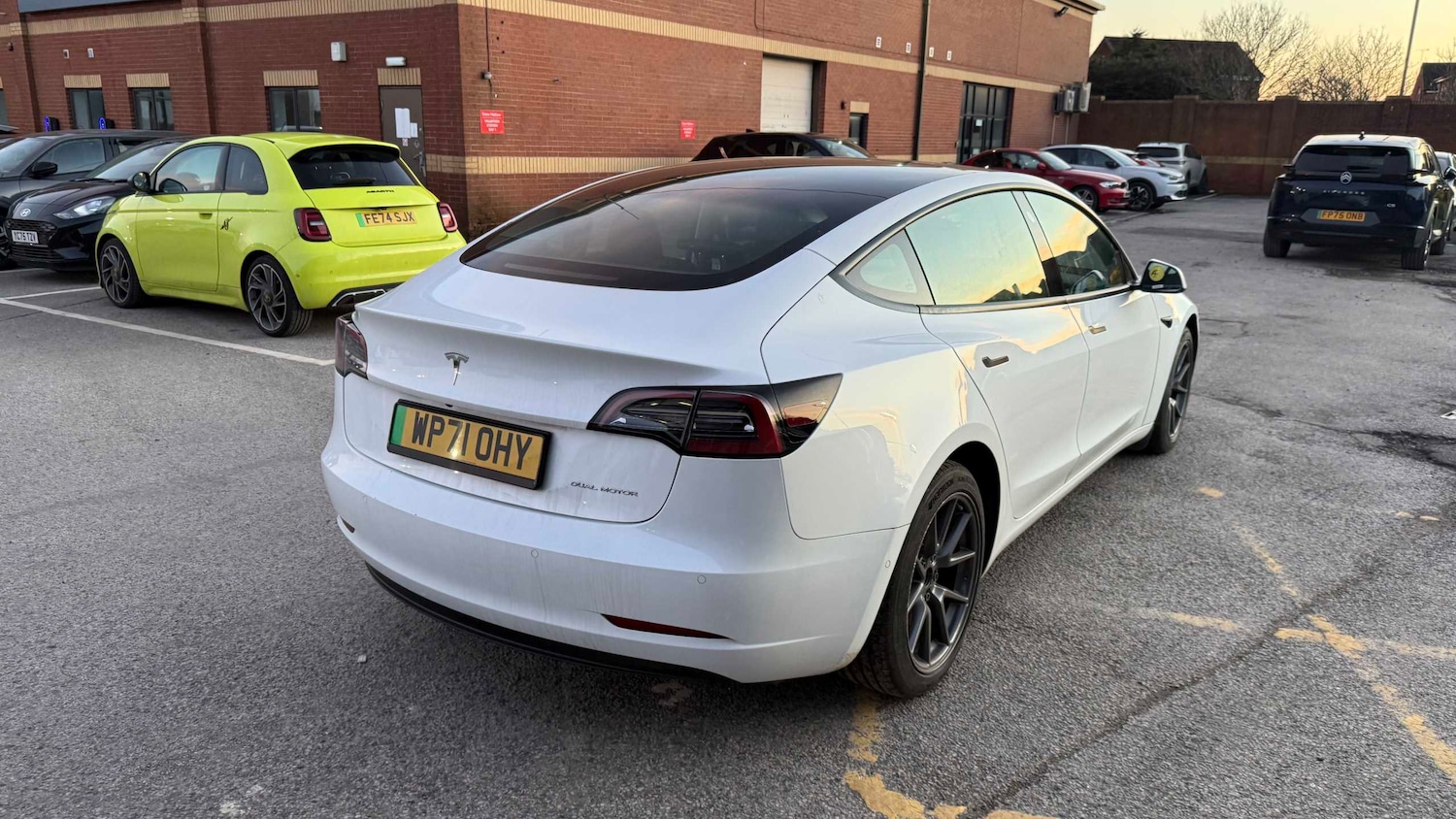 Used Tesla Model 3 2021 for sale - 77860824: Photo 5
