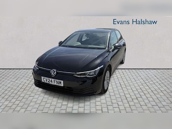 Used Volkswagen Golf 2024 for sale - 78978789: Photo