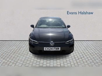 Used Volkswagen Golf 2024 for sale - 78978789: Photo