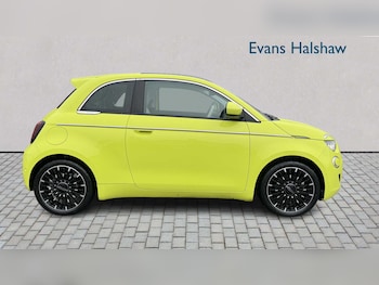 Used Fiat 500 2024 for sale - 77860807: Photo