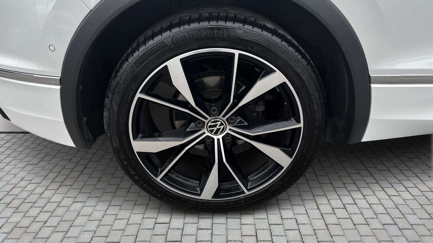 Used Volkswagen Tiguan for sale - 77861256: Photo 11