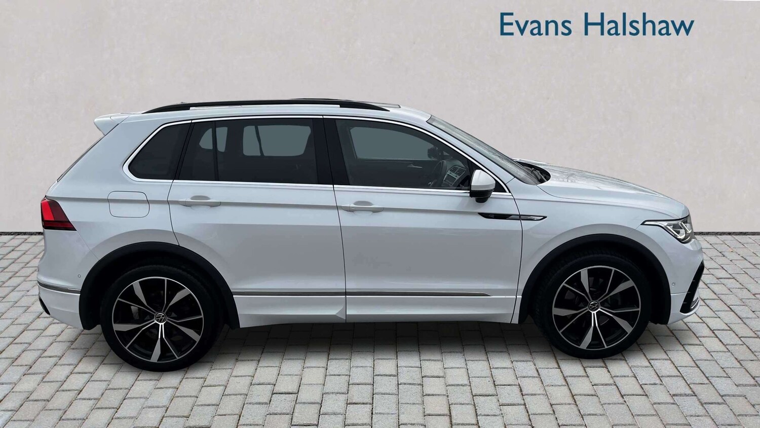 Used Volkswagen Tiguan for sale - 77861256: Photo 9
