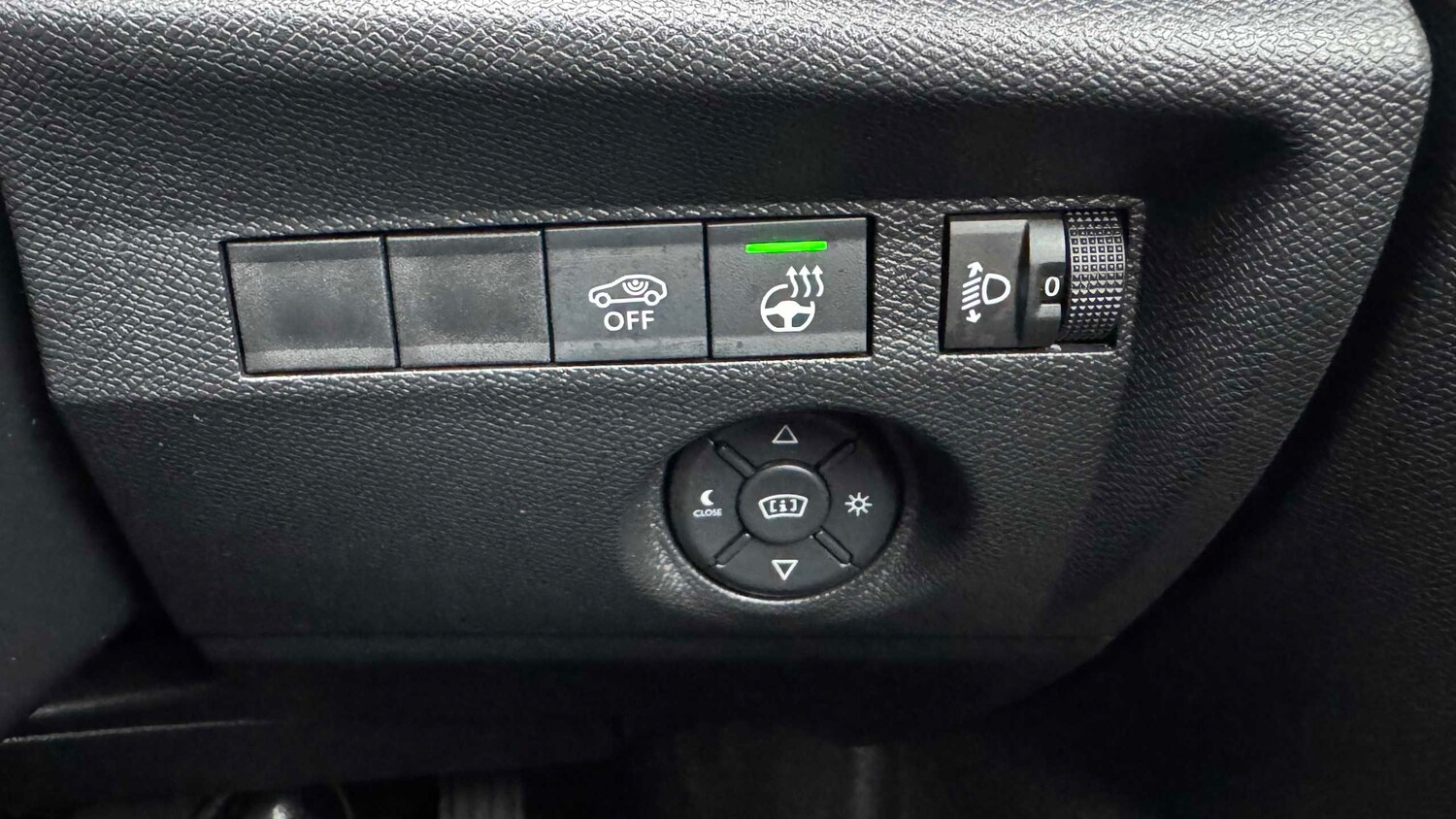 Used Citroen C4 2023 for sale - 77857236: Photo 19