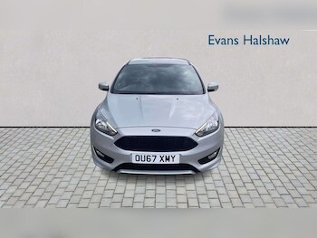Used Ford Focus 2017 for sale - 78960917: Photo