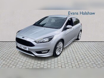 Used Ford Focus 2017 for sale - 78960917: Photo