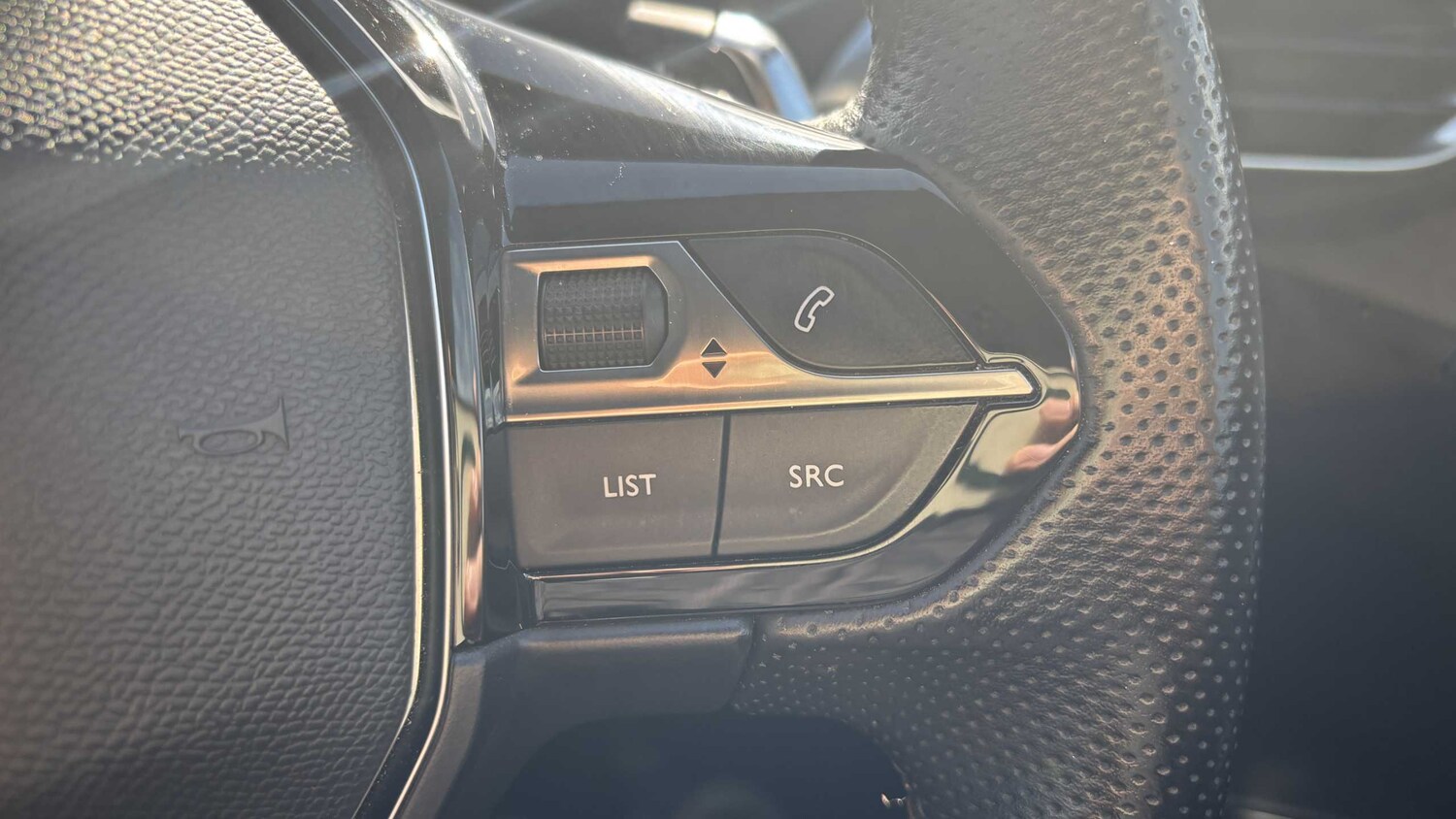 Used Peugeot 3008 for sale - 77860175: Photo 24