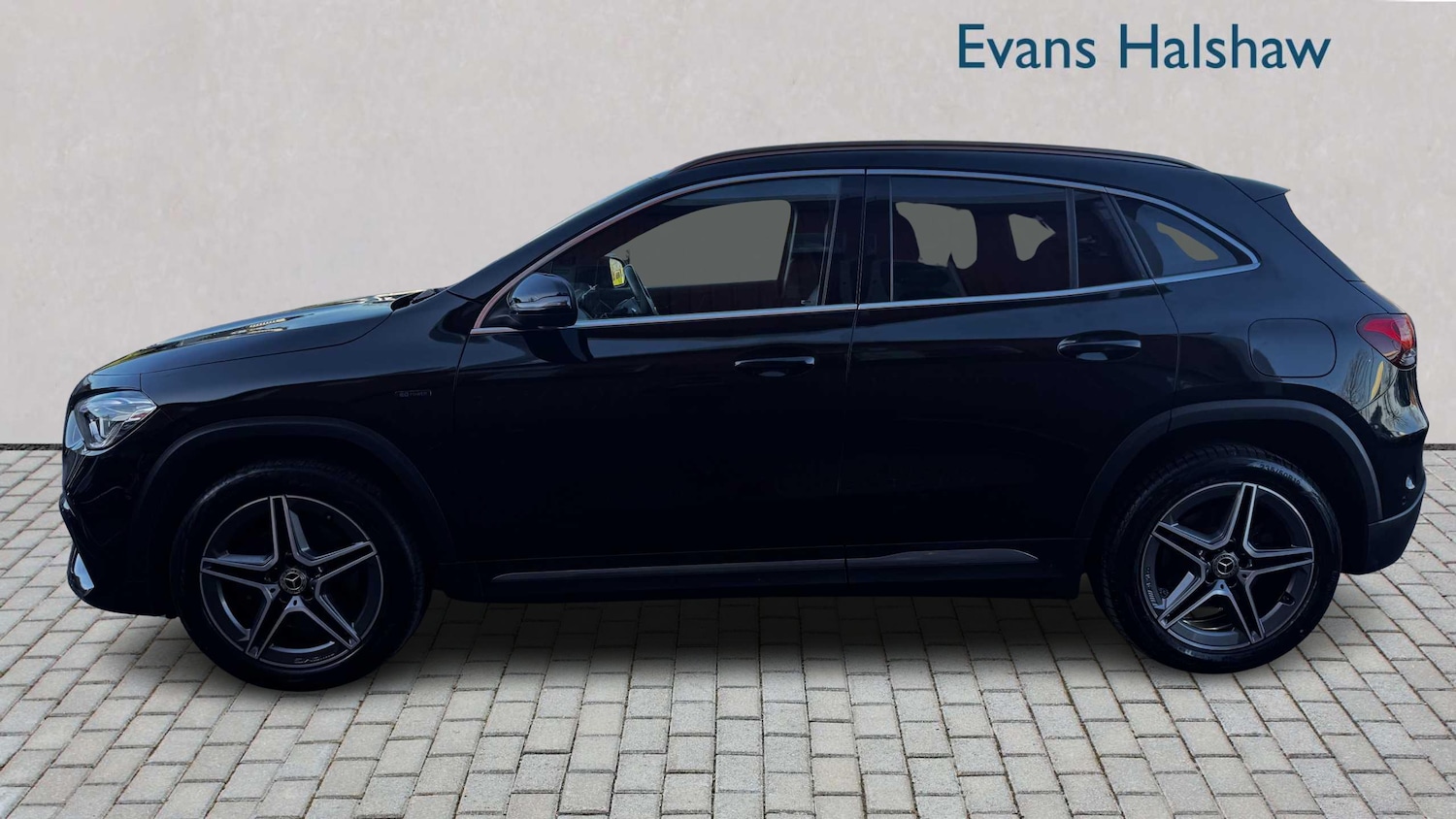 Used Mercedes-Benz GLA 2020 for sale - 78076937: Photo 3