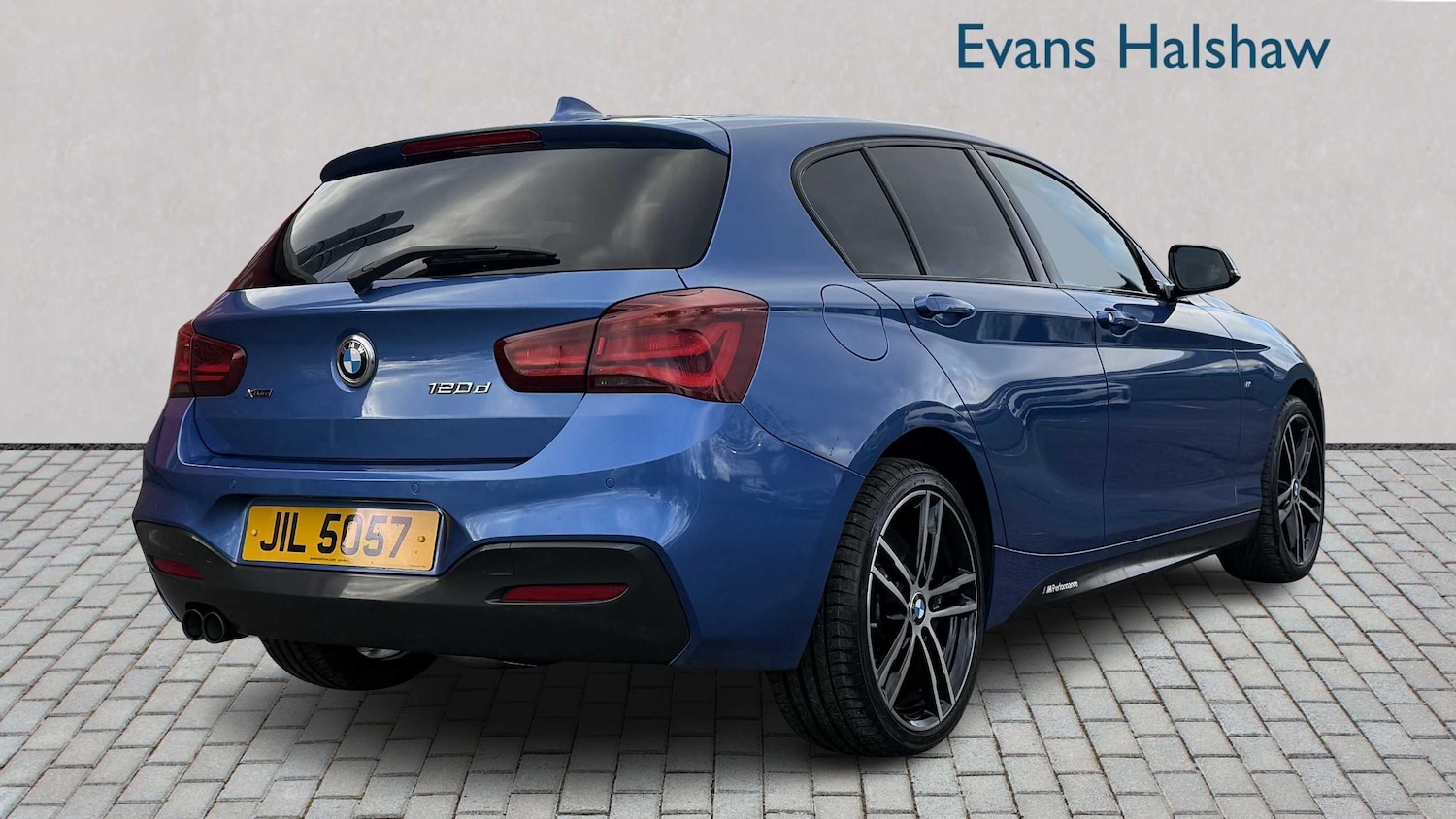 Used BMW 1 Series 2019 for sale - 77857969: Photo 2