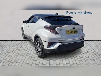 Used Toyota C-HR 2018 for sale - 78760988: Photo