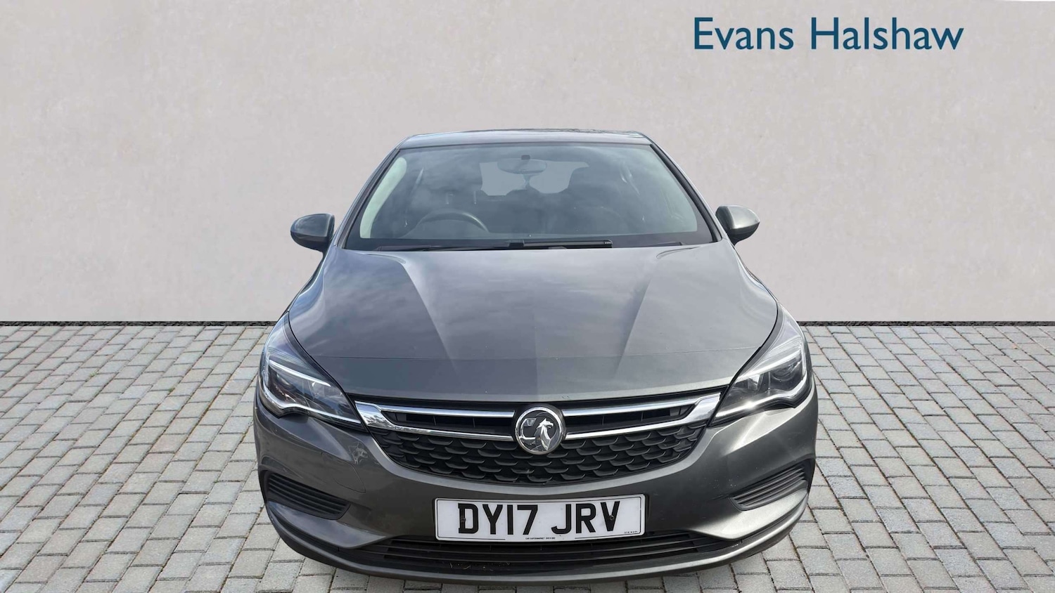 Used Vauxhall Astra 2017 for sale - 78024389: Photo 2