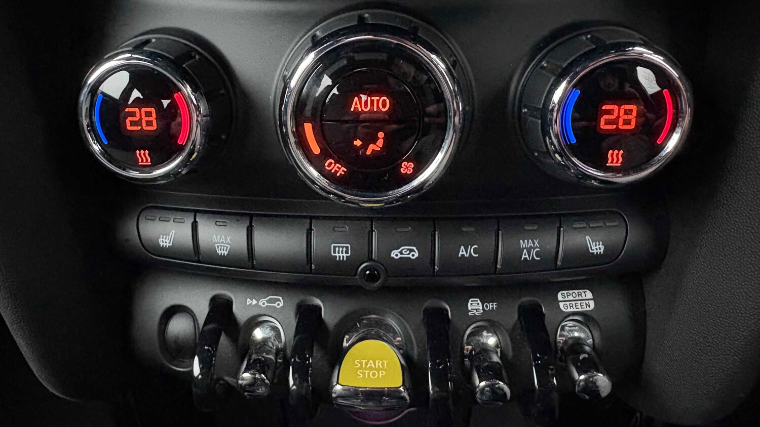 Used MINI Hatch 2021 for sale - 77858214: Photo 23