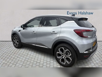 Used Renault Captur 2024 for sale - 79109457: Photo