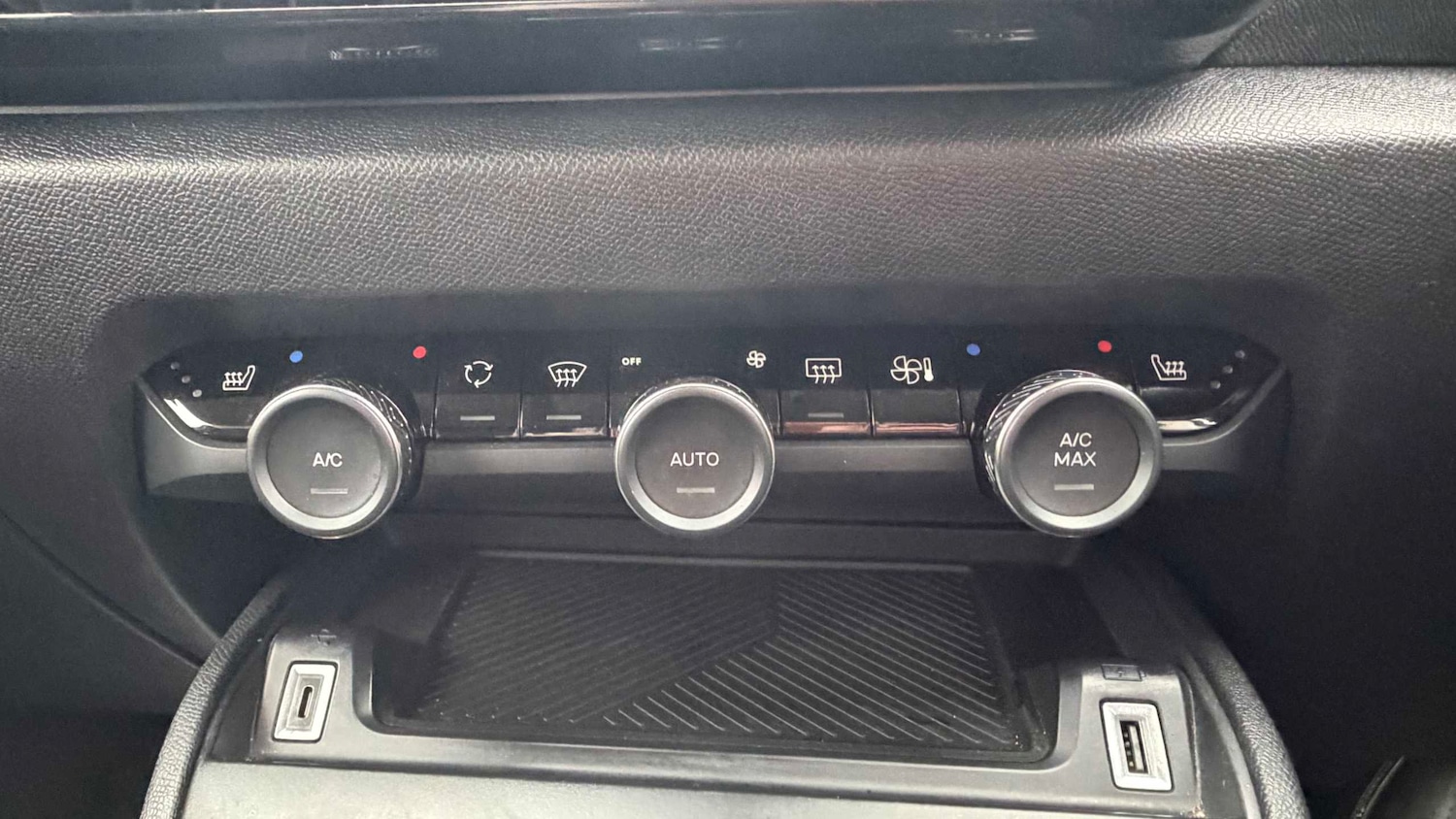 Used Citroen C4 2023 for sale - 77894501: Photo 18