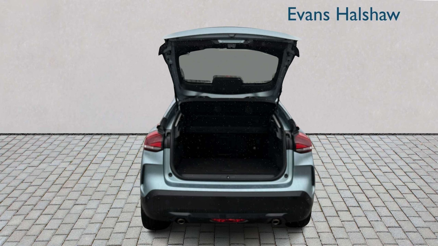 Used Citroen C4 2023 for sale - 77894501: Photo 5