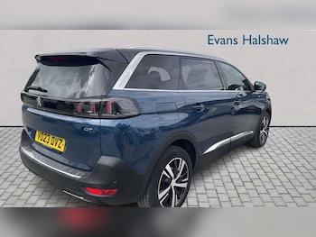 Used Peugeot 5008 2023 for sale - 79556382: Photo