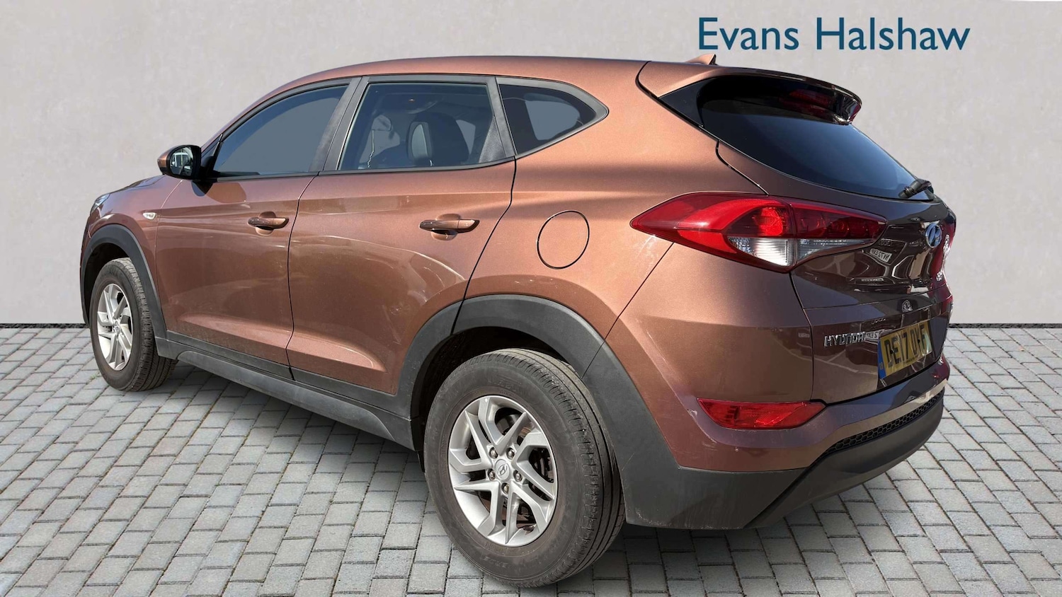 Used Hyundai TUCSON 2017 for sale - 77943264: Photo 2