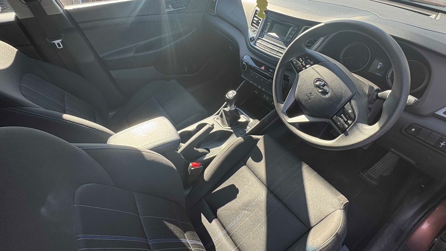 Used Hyundai TUCSON 2017 for sale - 77943264: Photo 5