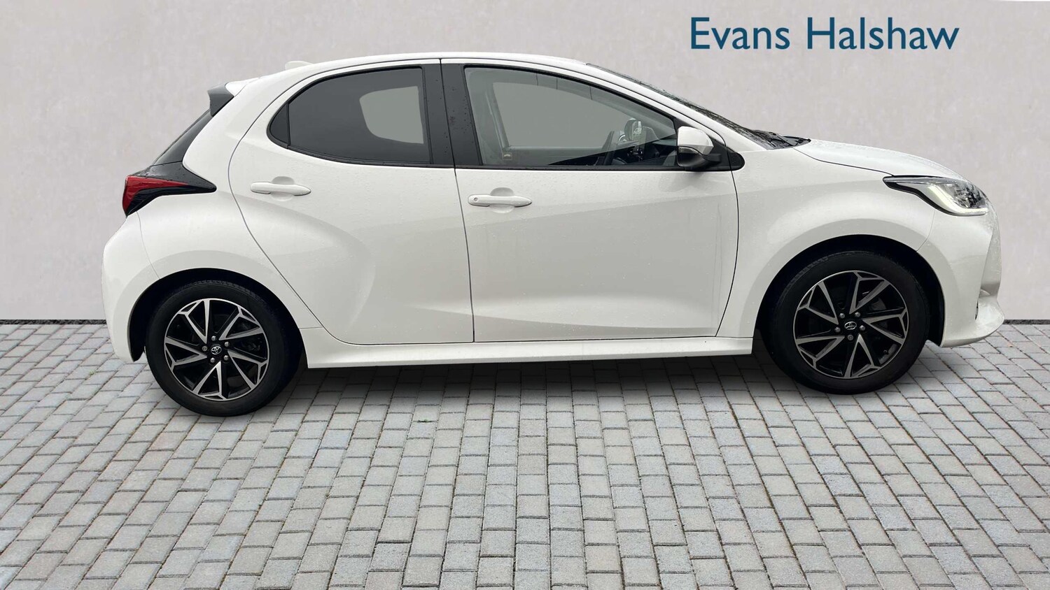 Used Toyota Yaris for sale - 77859795: Photo 9