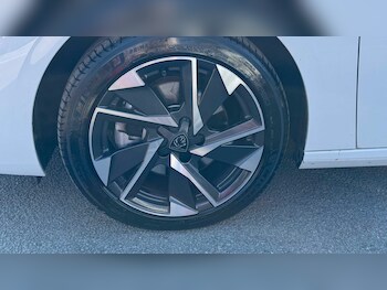 Used Peugeot 308 2025 for sale - 77856794: Photo