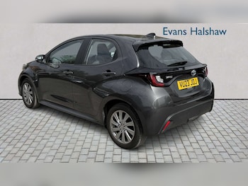 Used Toyota Yaris 2023 for sale - 78519535: Photo