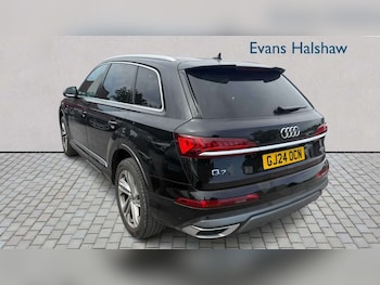 Used Audi Q7 2024 for sale - 79134760: Photo