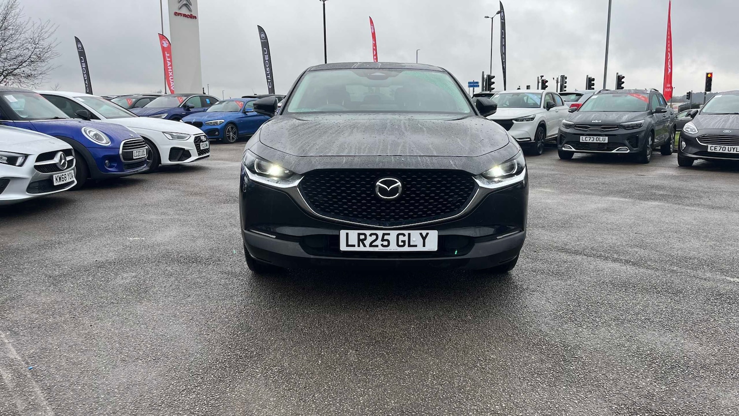 Used Mazda CX-30 2025 for sale - 77856656: Photo 2