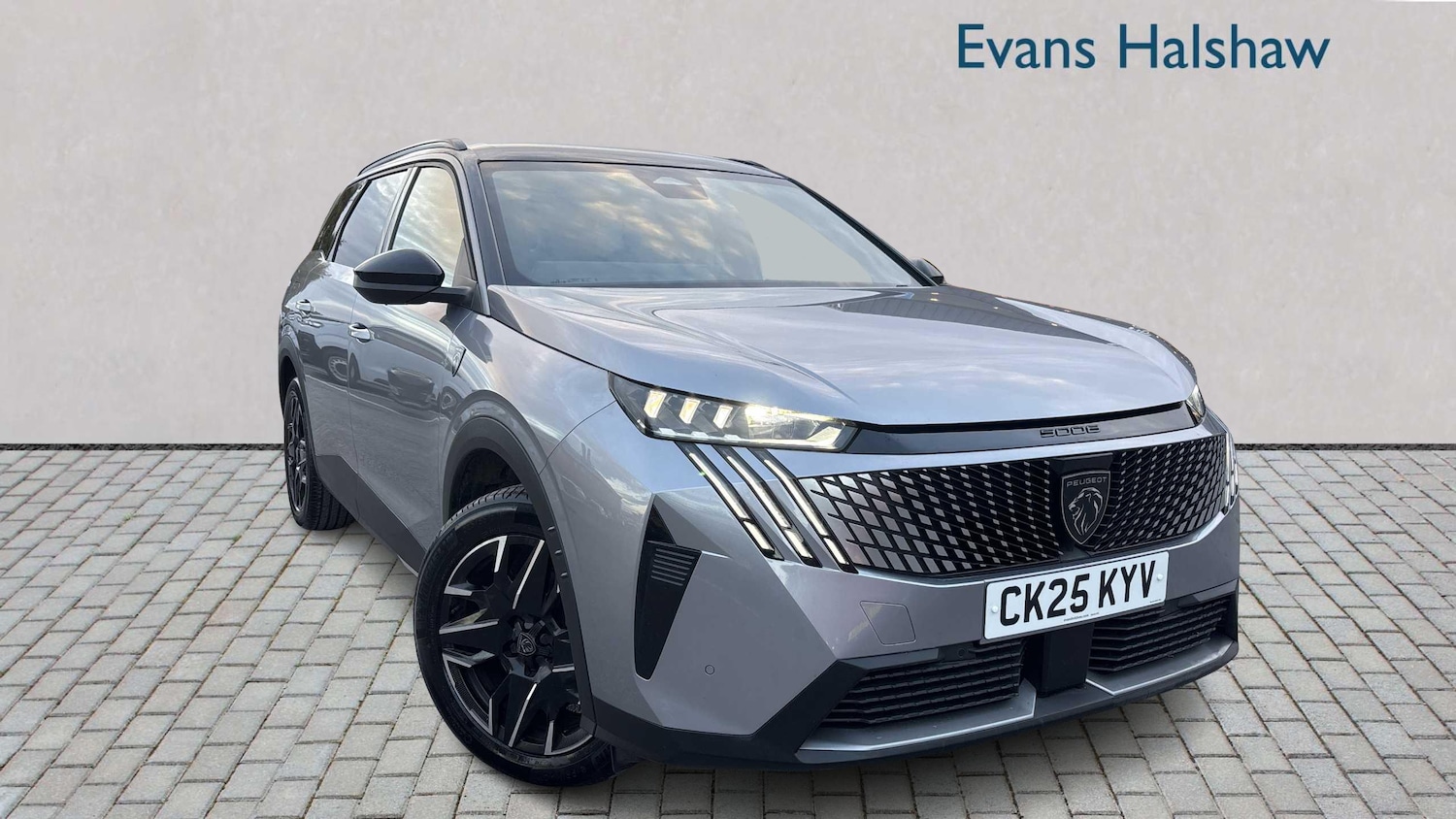 Used Peugeot 5008 for sale - 77857355: Photo 2