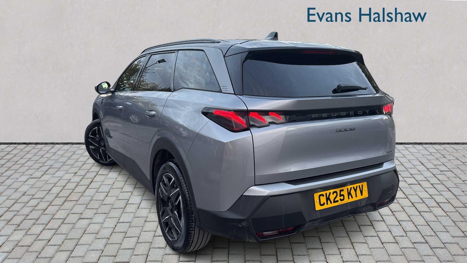 Used Peugeot 5008 for sale - 77857355: Photo 3