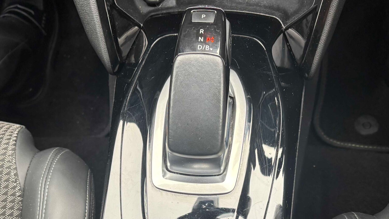 Used Peugeot 2008 for sale - 77857125: Photo 23