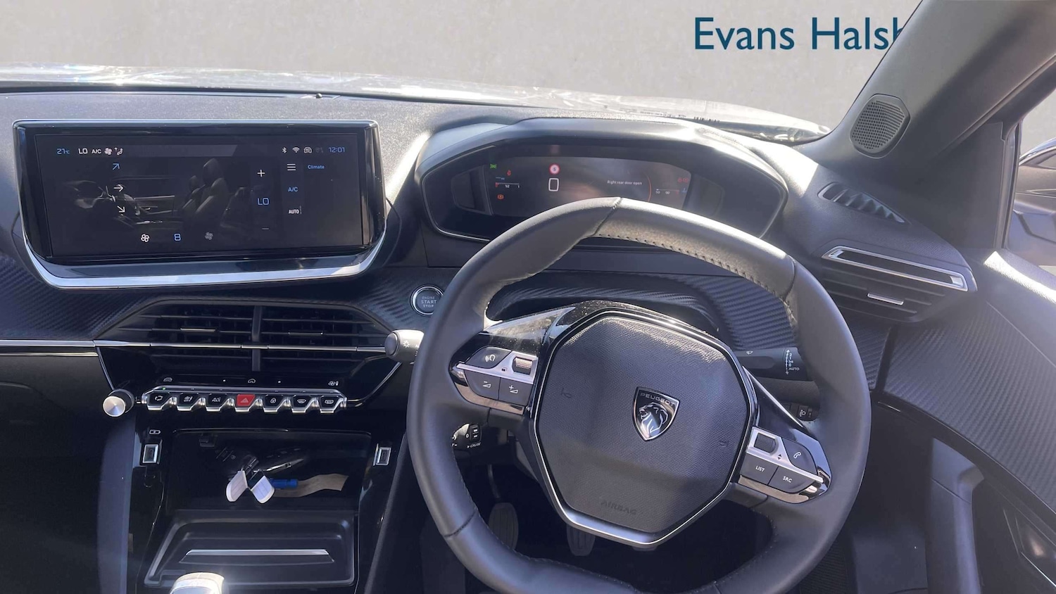 Used Peugeot 2008 2025 for sale - 78161389: Photo 5