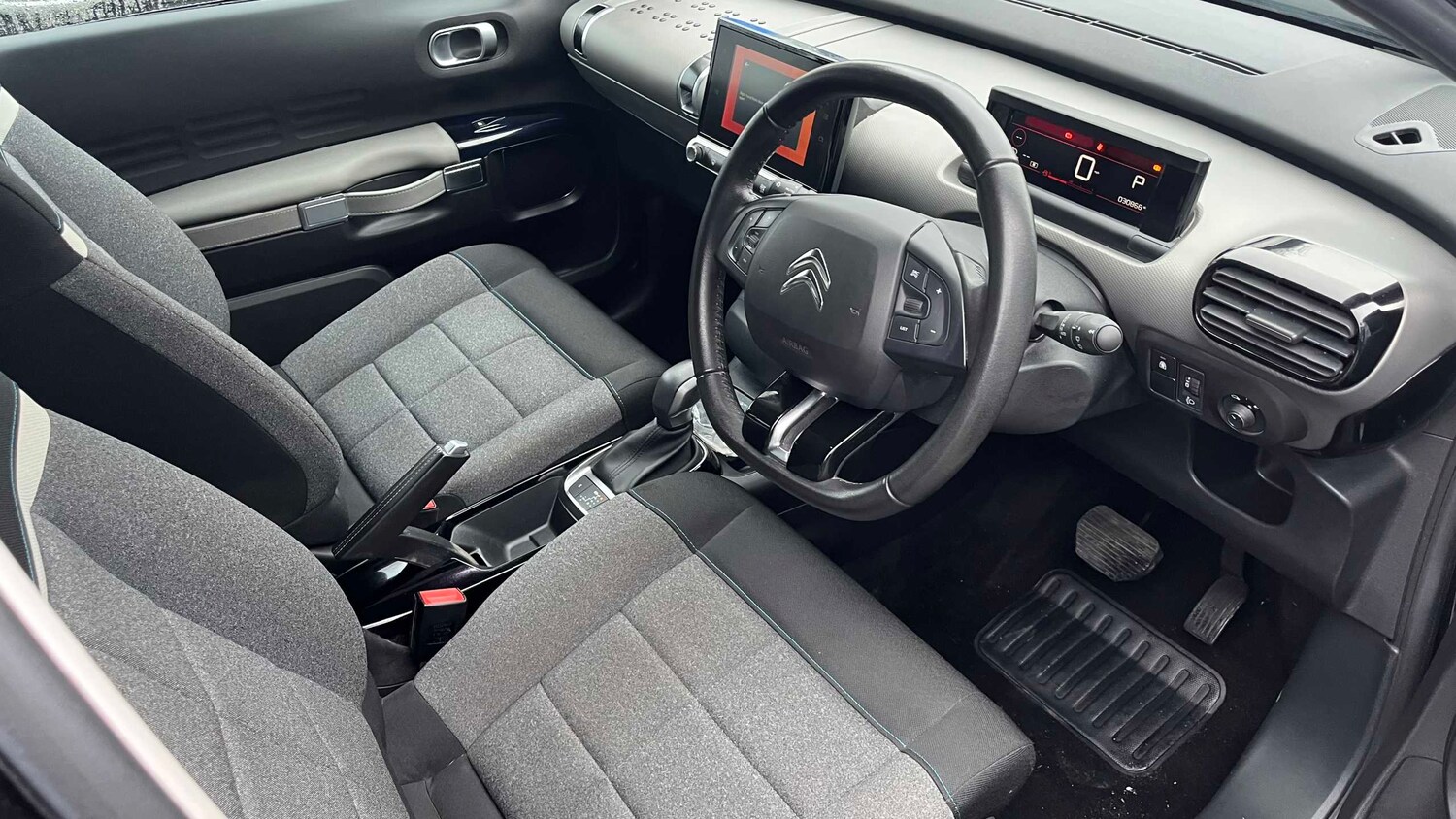 Used Citroen C4 Cactus for sale - 77861201: Photo 14