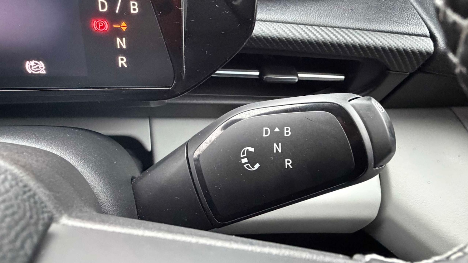 Used Ford Explorer 2024 for sale - 77856572: Photo 19