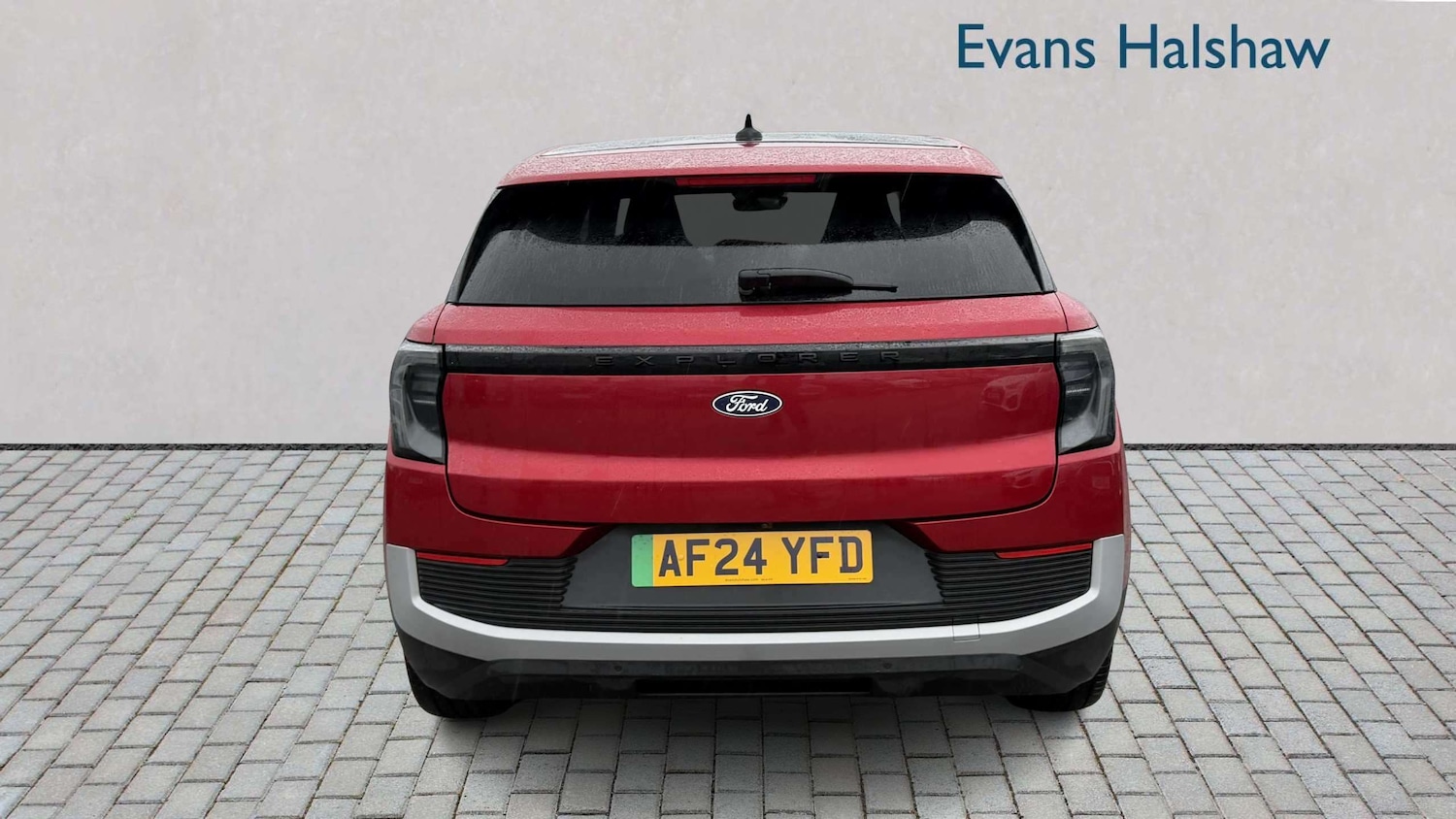 Used Ford Explorer 2024 for sale - 77856572: Photo 4