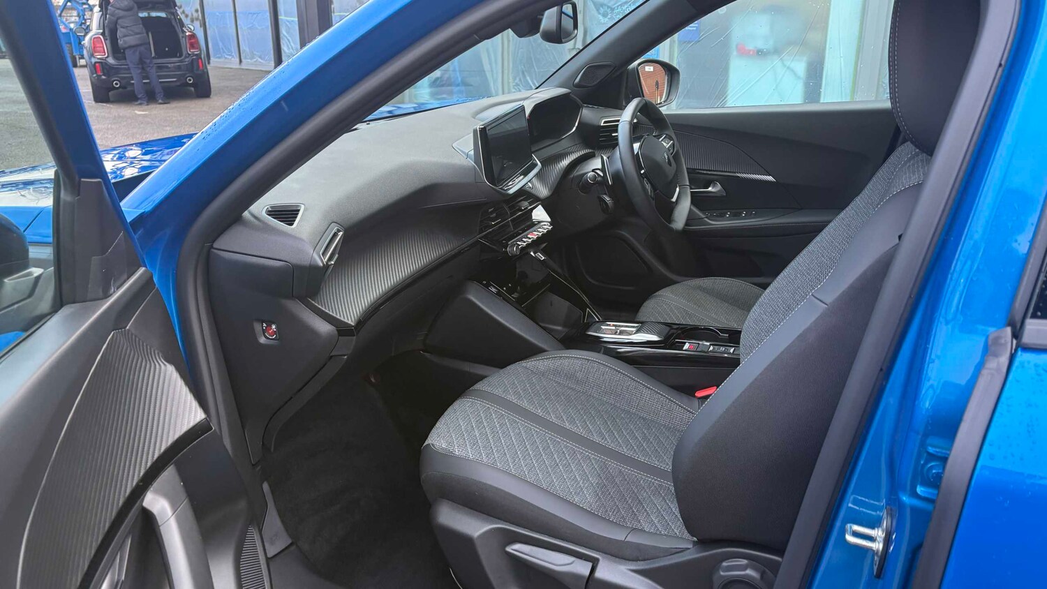 Used Peugeot 2008 2024 for sale - 77856465: Photo 12