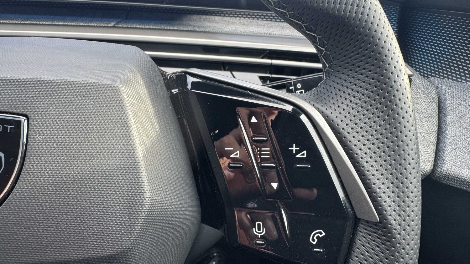 Used Peugeot 5008 for sale - 77862170: Photo 21