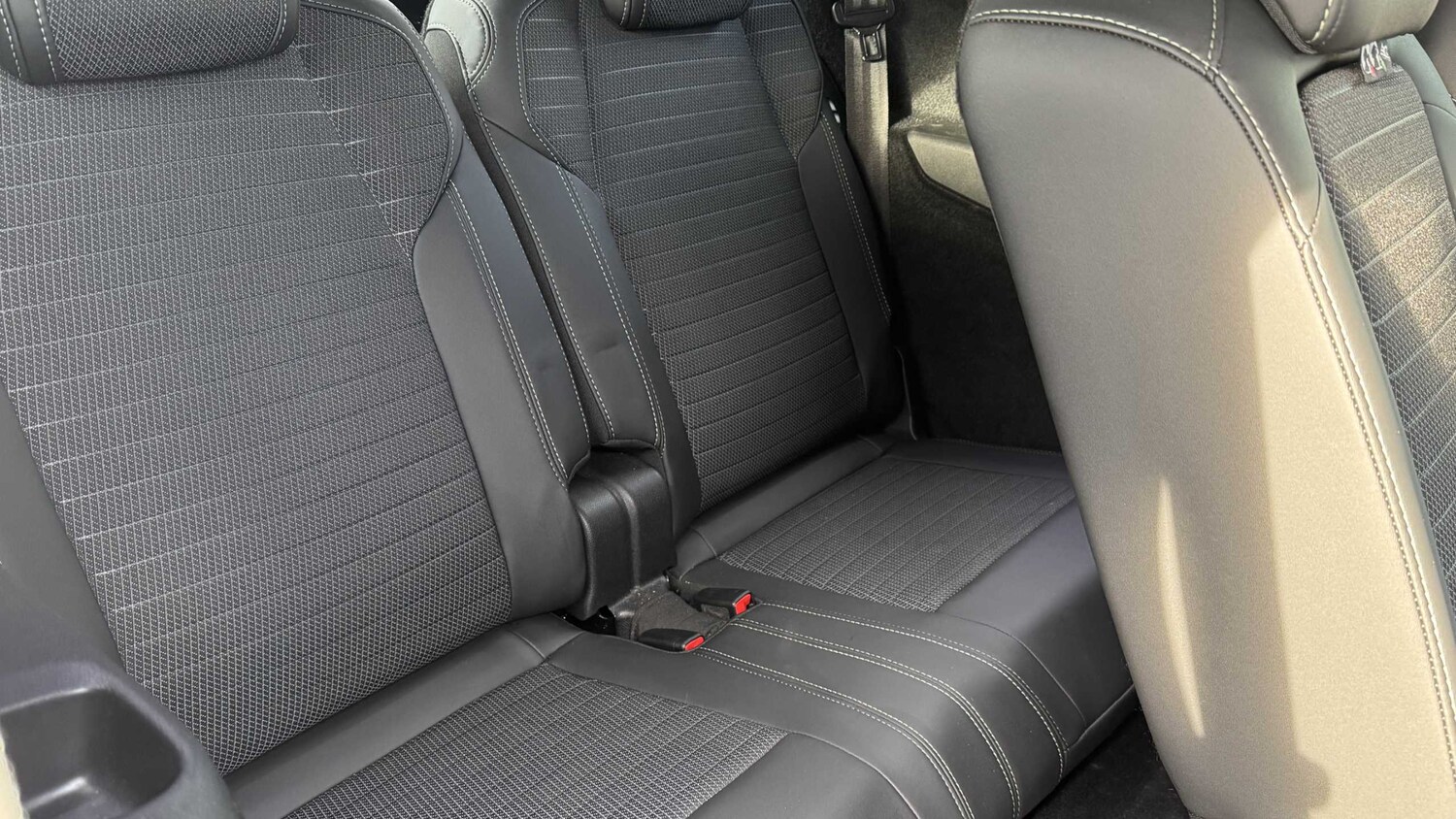 Used Peugeot 5008 for sale - 77862170: Photo 35