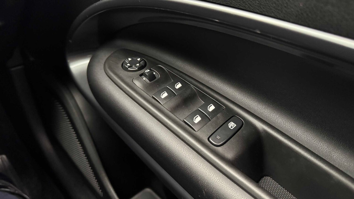 Used Abarth 600e for sale - 77860363: Photo 26