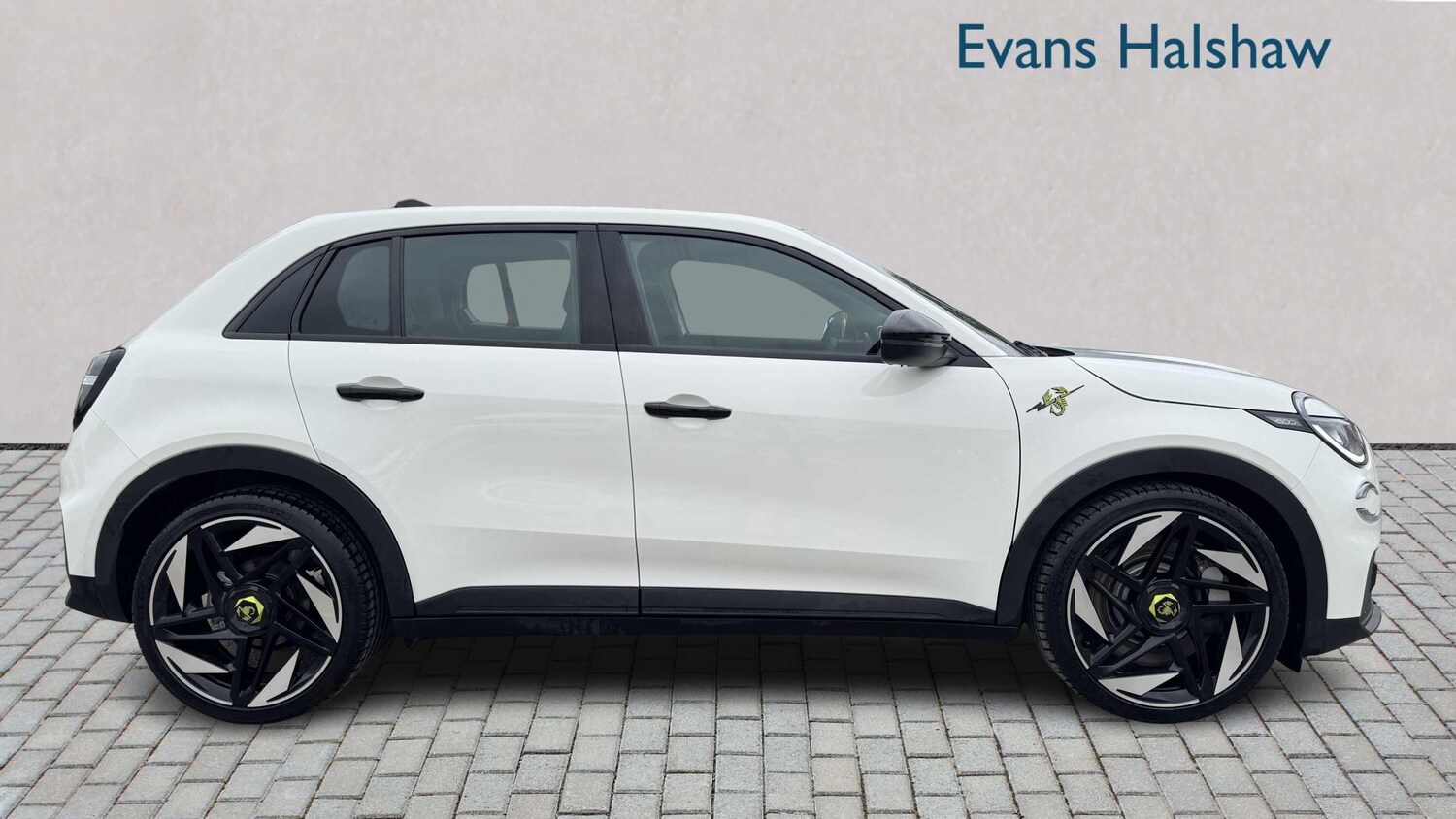 Used Abarth 600e for sale - 77860363: Photo 4