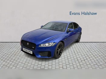 Used Jaguar XF 2018 for sale - 79810948: Photo