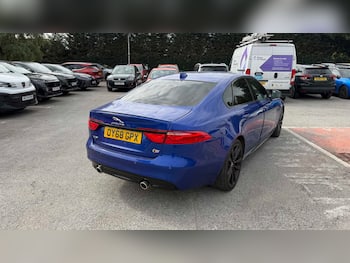 Used Jaguar XF 2018 for sale - 79810948: Photo