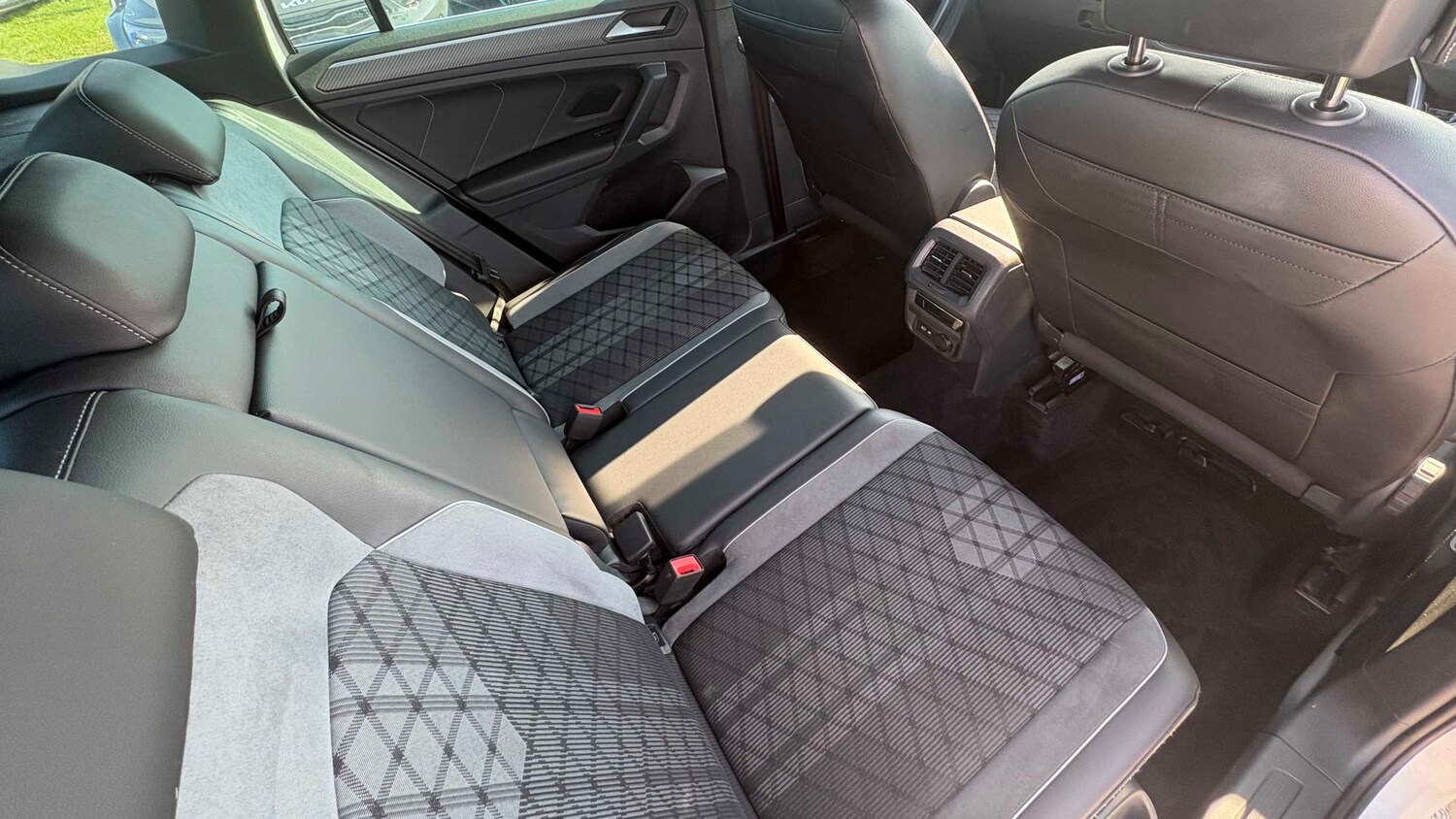 Used Volkswagen Tiguan 2022 for sale - 77857629: Photo 12