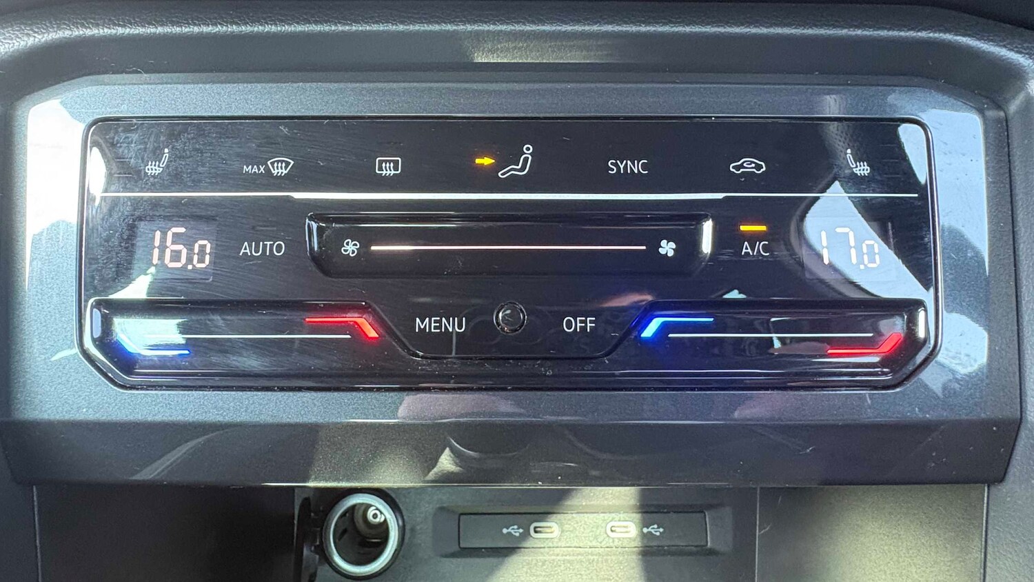 Used Volkswagen Tiguan 2022 for sale - 77857629: Photo 22