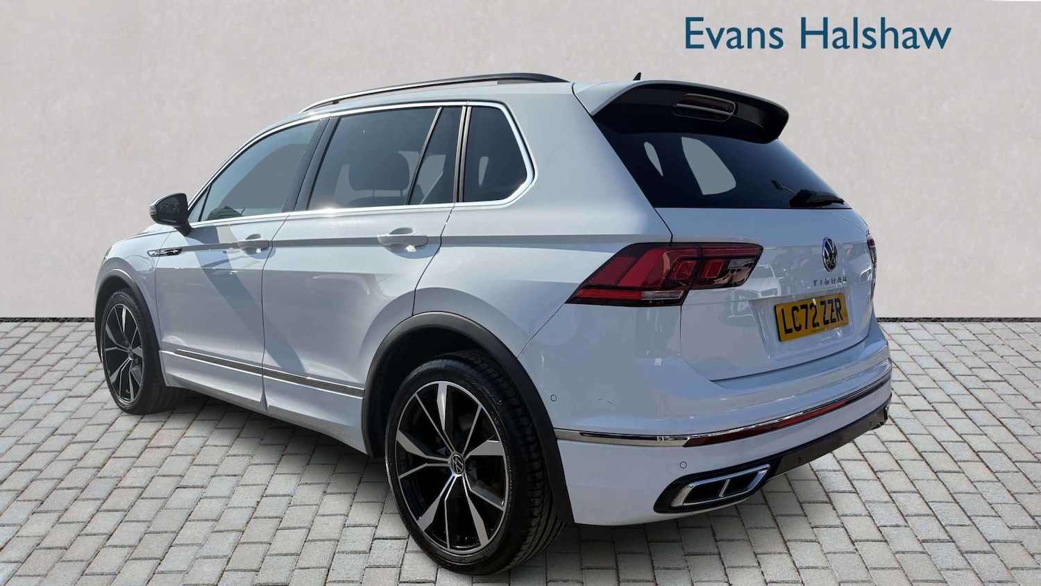 Used Volkswagen Tiguan 2022 for sale - 77857629: Photo 3