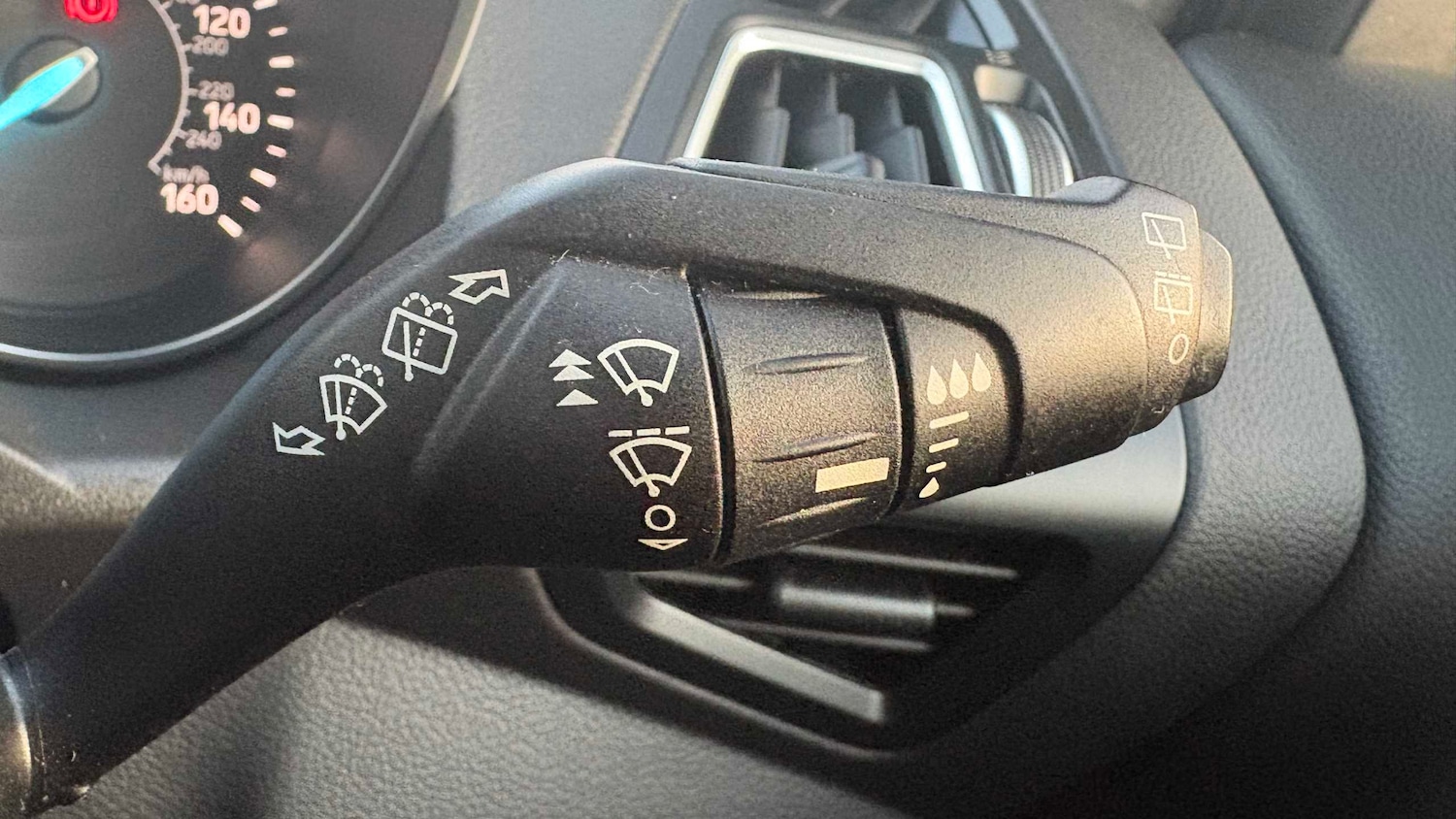 Used Ford Kuga 2018 for sale - 77894451: Photo 27