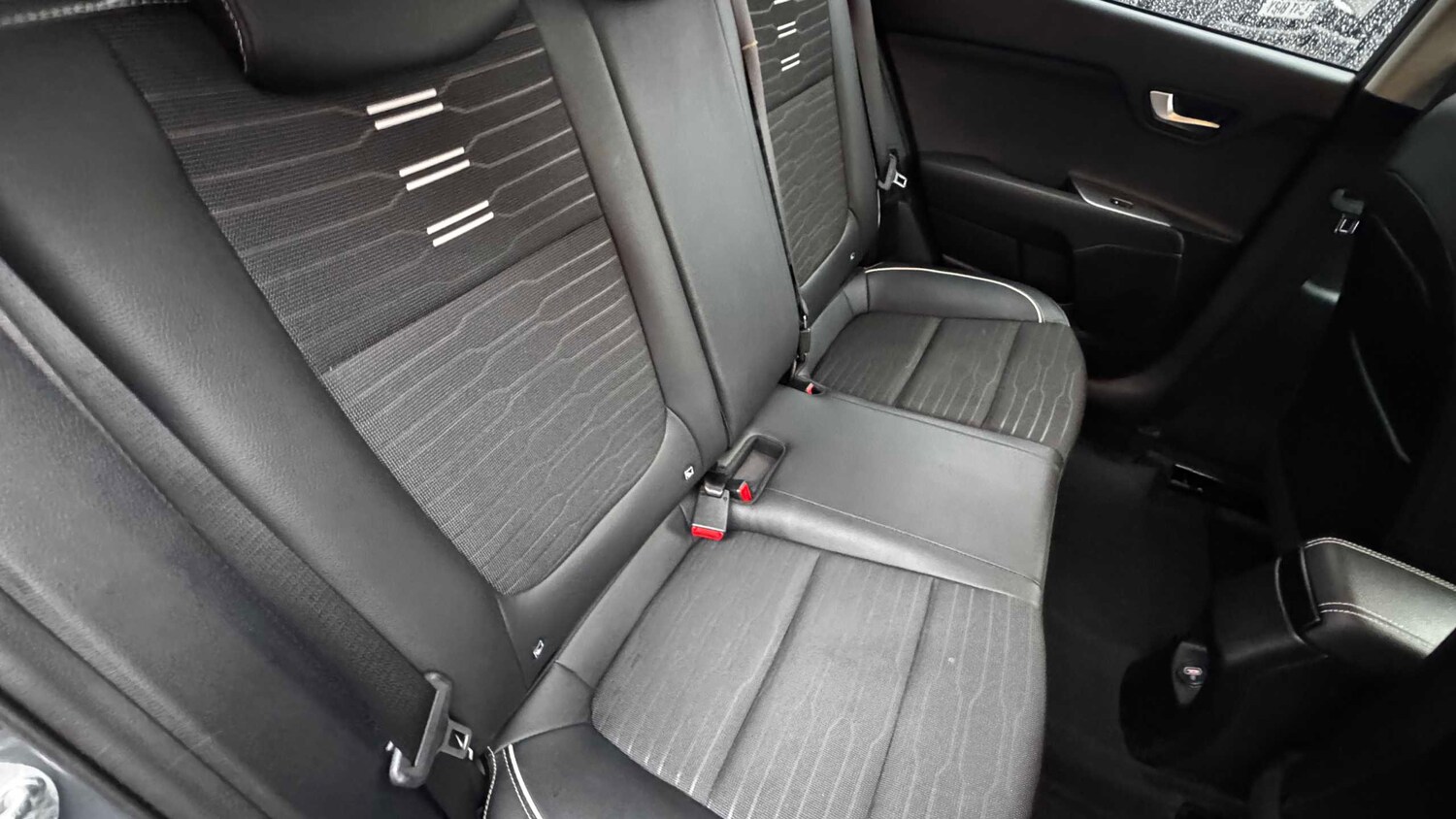 Used Kia Stonic for sale - 77859859: Photo 12