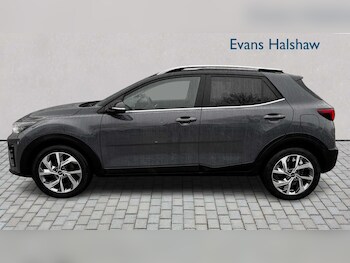 Used Kia Stonic 2023 for sale - 77859859: Photo