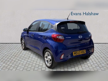 Used Hyundai i10 2023 for sale - 79227687: Photo