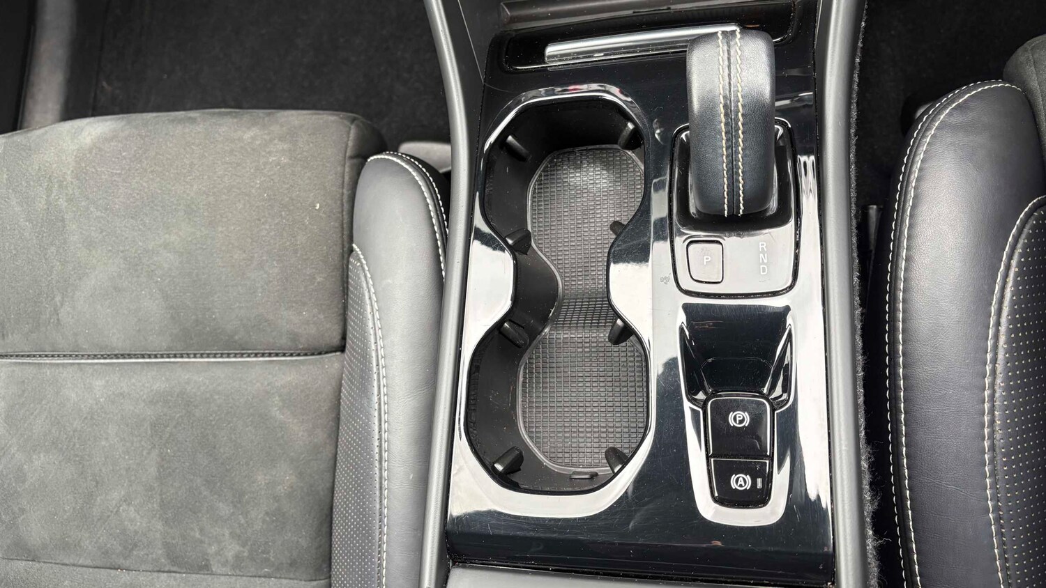 Used Volvo XC40 for sale - 77861421: Photo 23