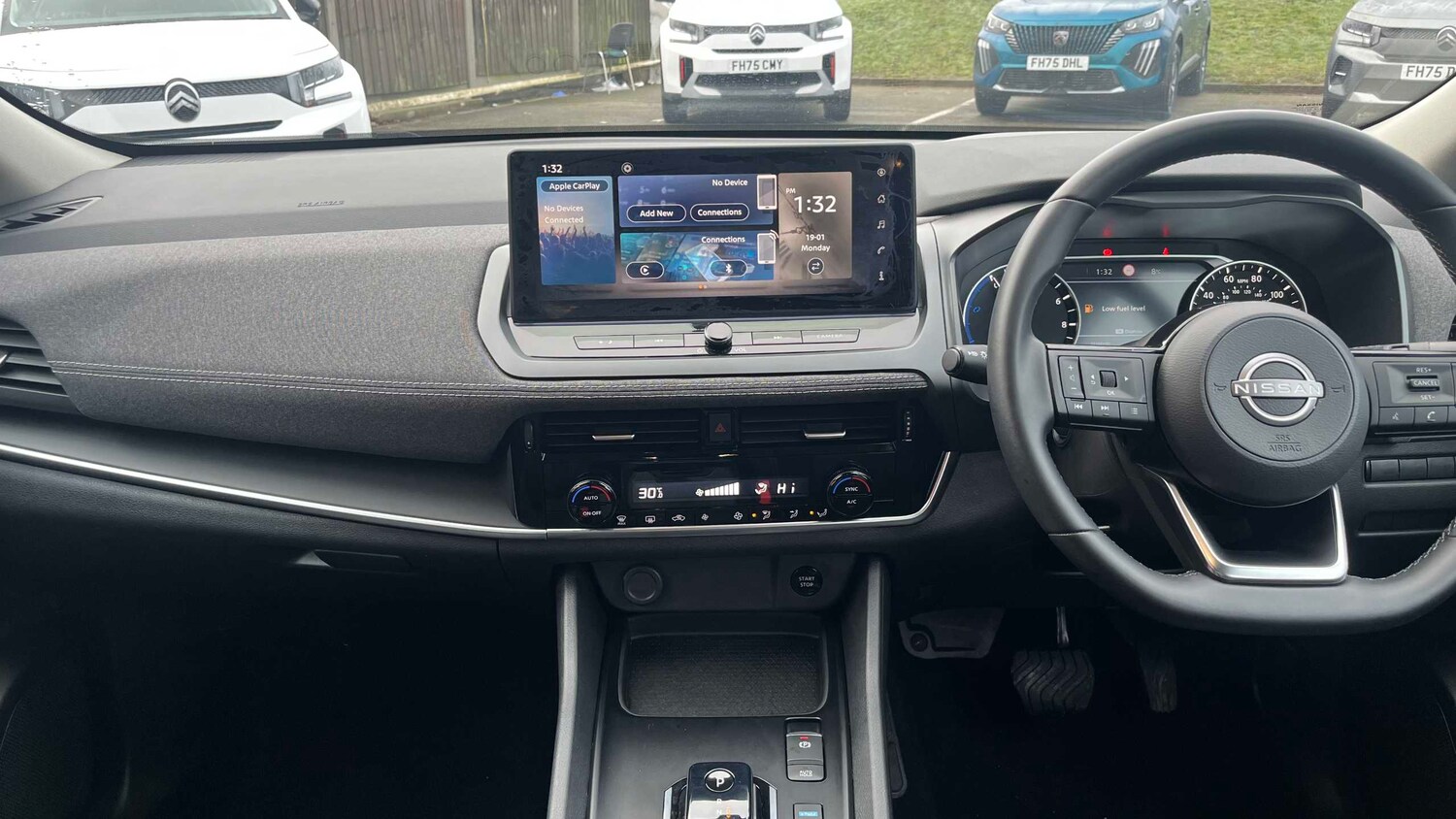 Used Nissan Qashqai for sale - 77860929: Photo 17